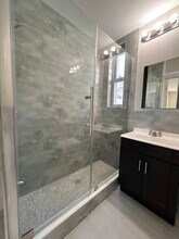 101 S Victoria Ave, Unit D1 in Ventnor City, NJ - Foto de edificio - Building Photo