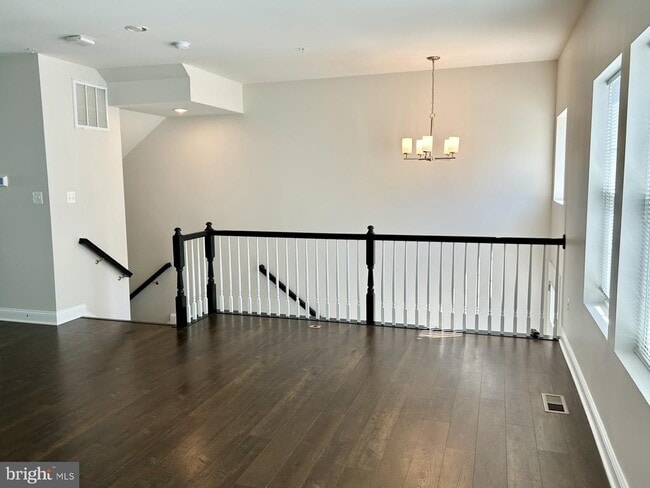 property at 1528 Witchhazel Cir