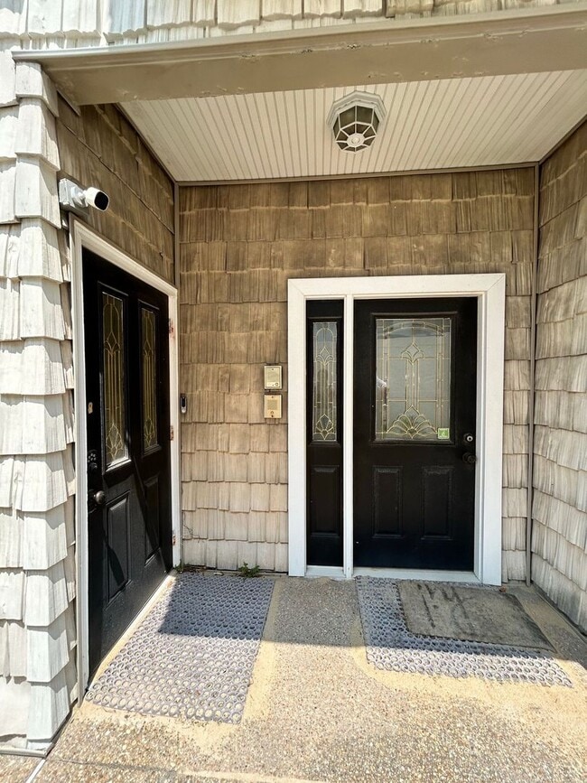 property at 2852 Charlemagne Dr