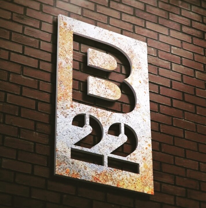 B22 in Bayonne, NJ - Foto de edificio