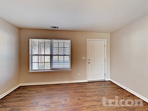 2414 Dewey Creek Ln in Charlotte, NC - Building Photo - Building Photo