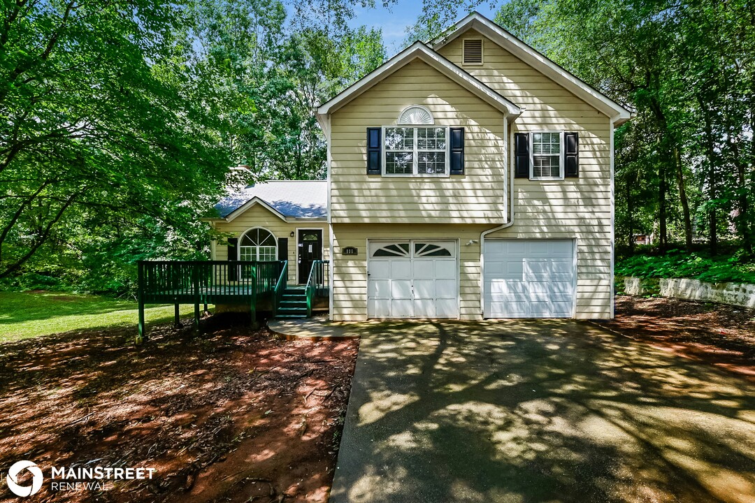 100 Woodcrest Way in Mcdonough, GA - Foto de edificio