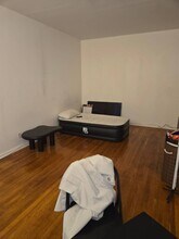 36-40-40 Crescent St in Queens, NY - Building Photo - Building Photo