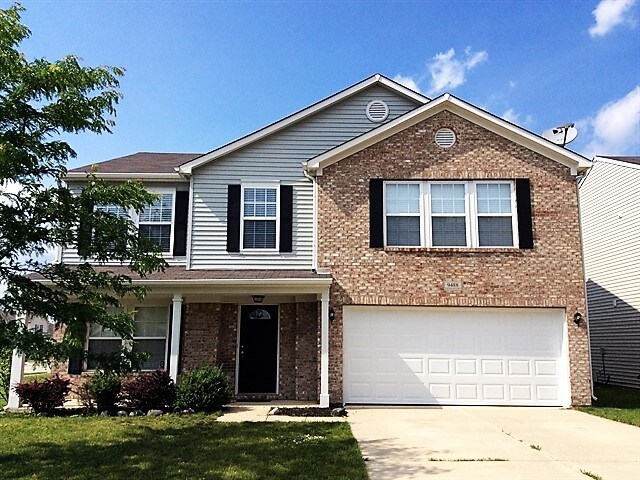 9488 W Quarter Moon Dr in Pendleton, IN - Building Photo