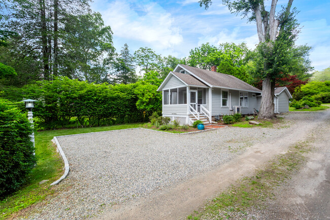 property at 28 Woodside Ave