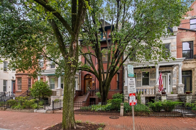 property at 1120 E Capitol St NE