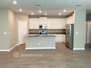 2535 Laylas Wy in Jacksonville, FL - Foto de edificio - Building Photo