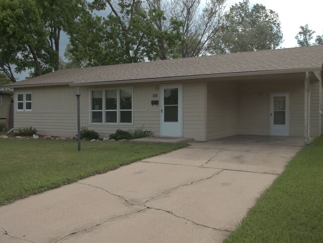 821 Skyline Dr in Fort Collins, CO - Building Photo - Building Photo