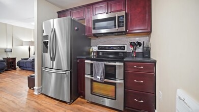 35 Henry St in St John's, NL - Building Photo - Building Photo