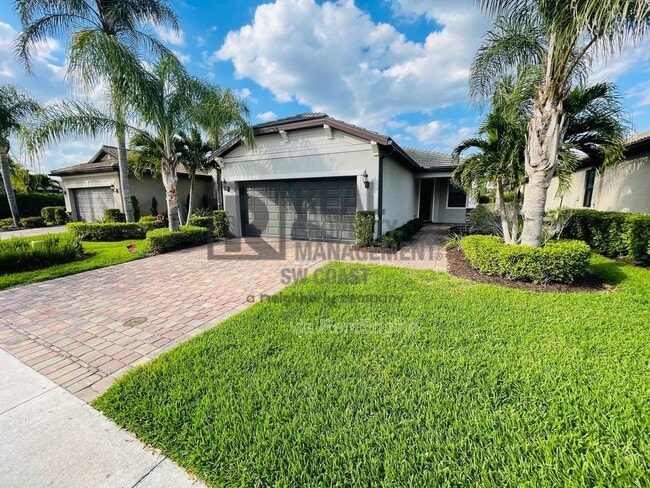property at 10900 Glenhurst St