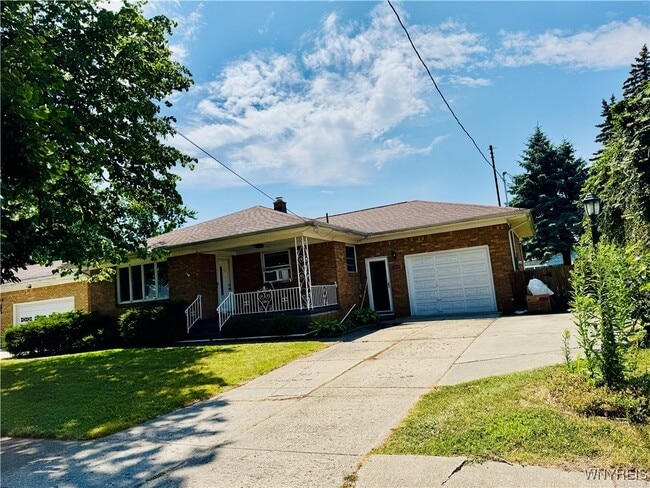 268 Cass Ave in Cheektowaga, NY - Building Photo - Building Photo