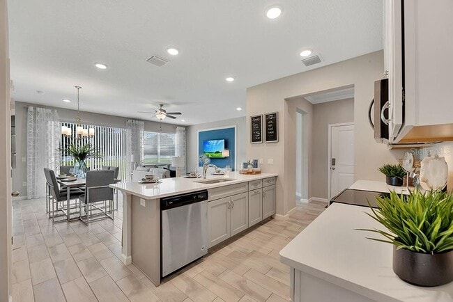 11740 Blackbrook Ct in Seffner, FL - Building Photo - Building Photo