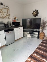 6604 Dry Breeze Ct, Unit Guest home villa in Las Vegas, NV - Building Photo - Building Photo