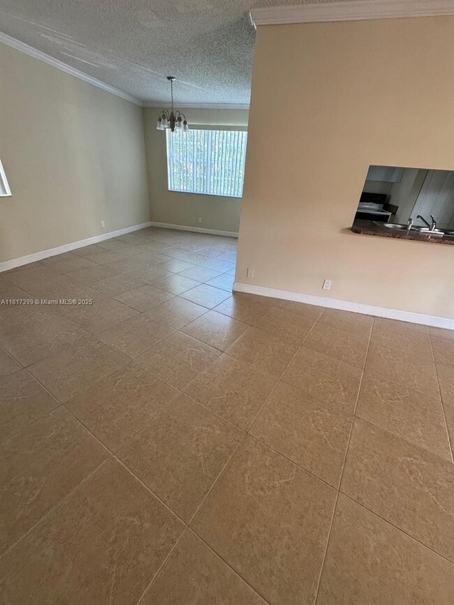 8630 SW 3rd St in Pembroke Pines, FL - Building Photo - Building Photo