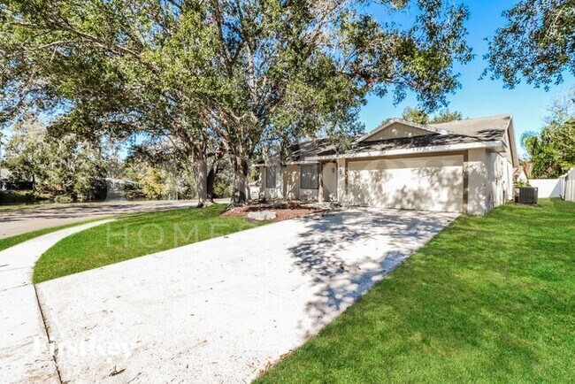 7436 Goldeneye Dr in New Port Richey, FL - Building Photo - Building Photo