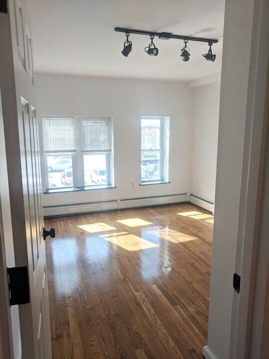 63 Cannon St in Poughkeepsie, NY - Building Photo