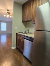310 Russet Way in Vernon Hills, IL - Foto de edificio - Building Photo