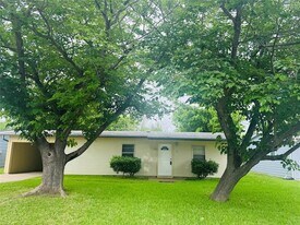 1218 Gate Ln Dr in Mesquite, TX - Building Photo