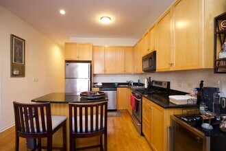 1743 W North Ave, Unit M09H in Chicago, IL - Building Photo - Building Photo