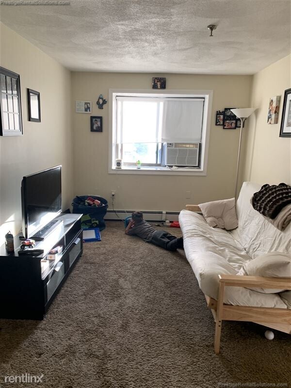 87 Broad St Rentals in Marlborough, MA