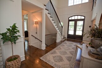 20 S Ewing St in Naperville, IL - Building Photo - Building Photo