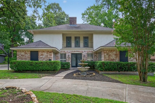 property at 663 Ravensworth Dr