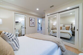 3731 4th Ave in Newport Beach, CA - Building Photo - Building Photo