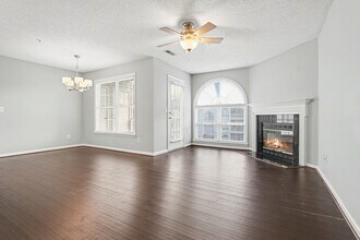 421 Rivertree Ln in Winston-Salem, NC - Building Photo - Building Photo