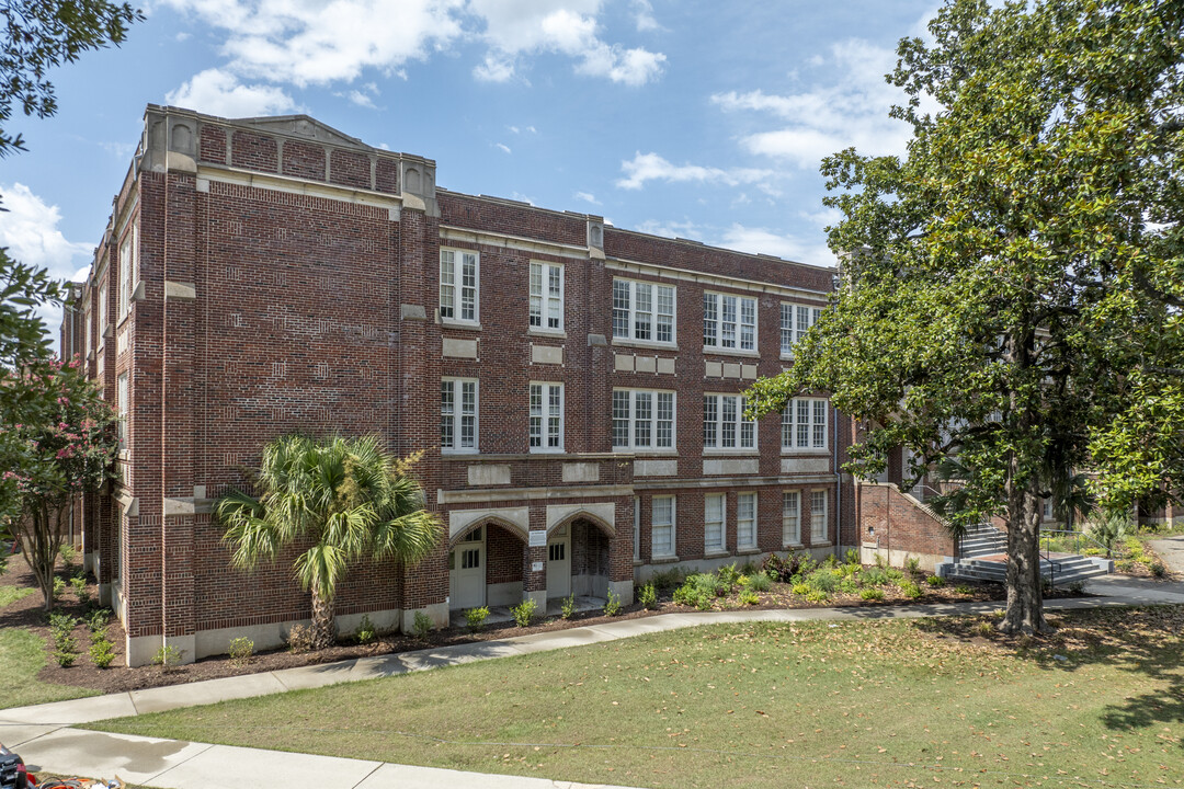 Elmwood Lofts in Columbia, SC - Foto de edificio