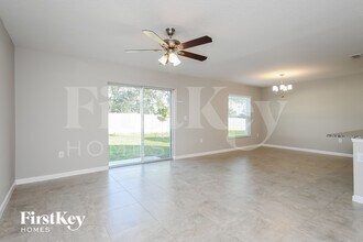 421 Earhart Dr in Davenport, FL - Building Photo - Building Photo