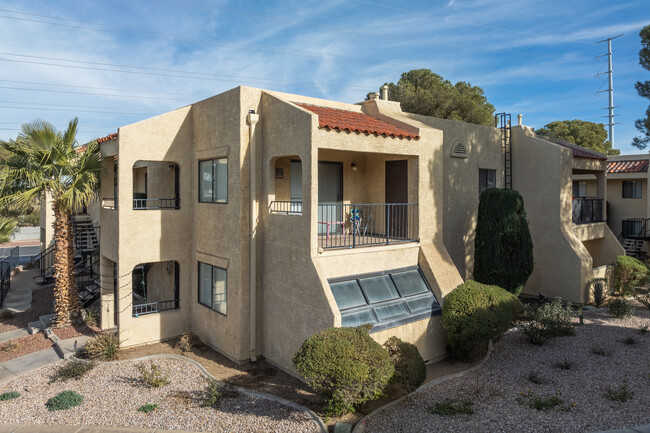 Cabrillo Terrace Condominiums in Henderson, NV - Building Photo - Building Photo