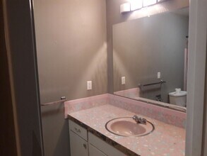 635 Kingswood Ave in Eugene, OR - Building Photo - Building Photo