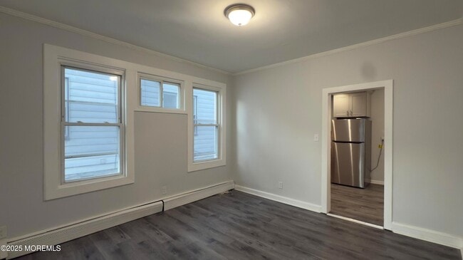 56 Lindsley Pl, Unit 1 in East Orange, NJ - Building Photo - Building Photo