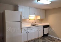 401 Advocate Ct photo'