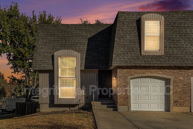 3500 NE 72nd Terrace