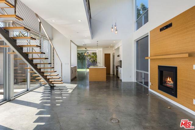 property at 547 Huntley Dr