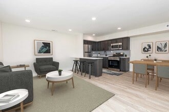 Lakeview Terrace in Fairless Hills, PA - Building Photo - Building Photo