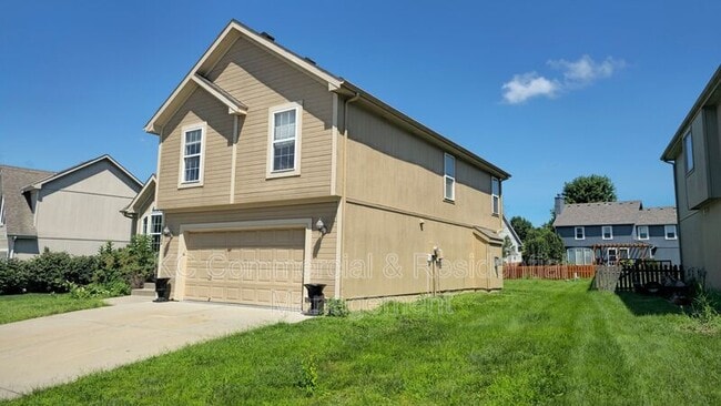 8132 NE 97th St in Kansas City, MO - Building Photo - Building Photo