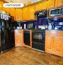 343 E 78th St in New York, NY - Building Photo - Building Photo