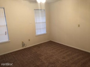 2411 Bandera Dr in College Station, TX - Building Photo - Building Photo