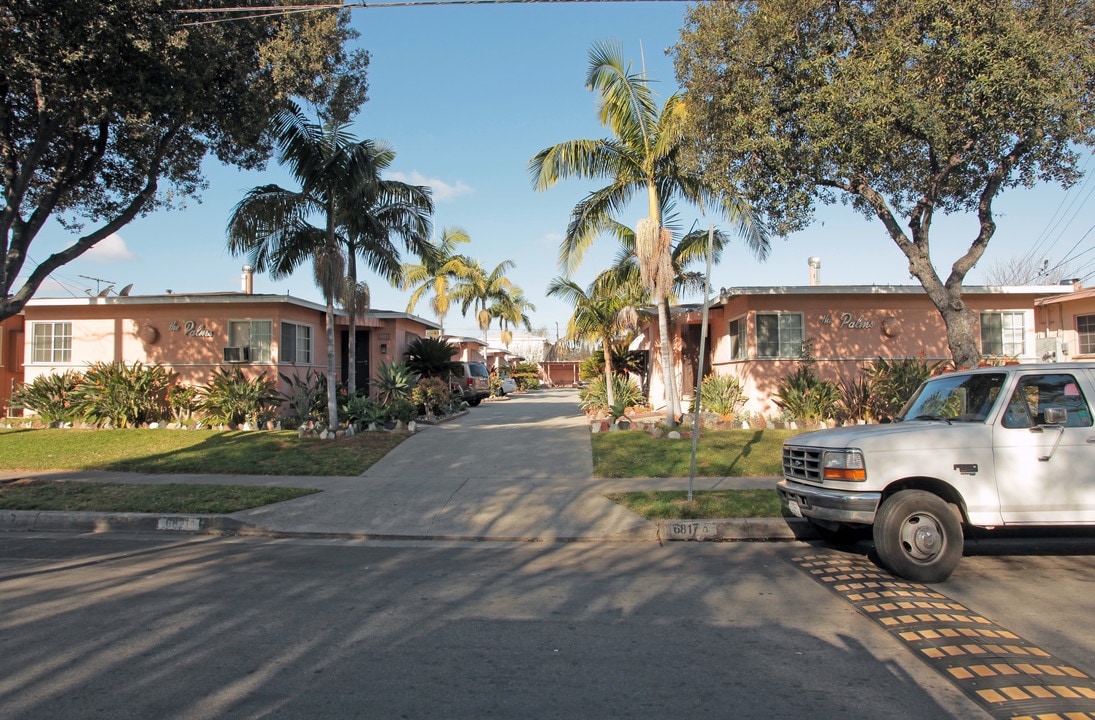 6817-6821 Heliotrope Ave in Bell, CA - Foto de edificio