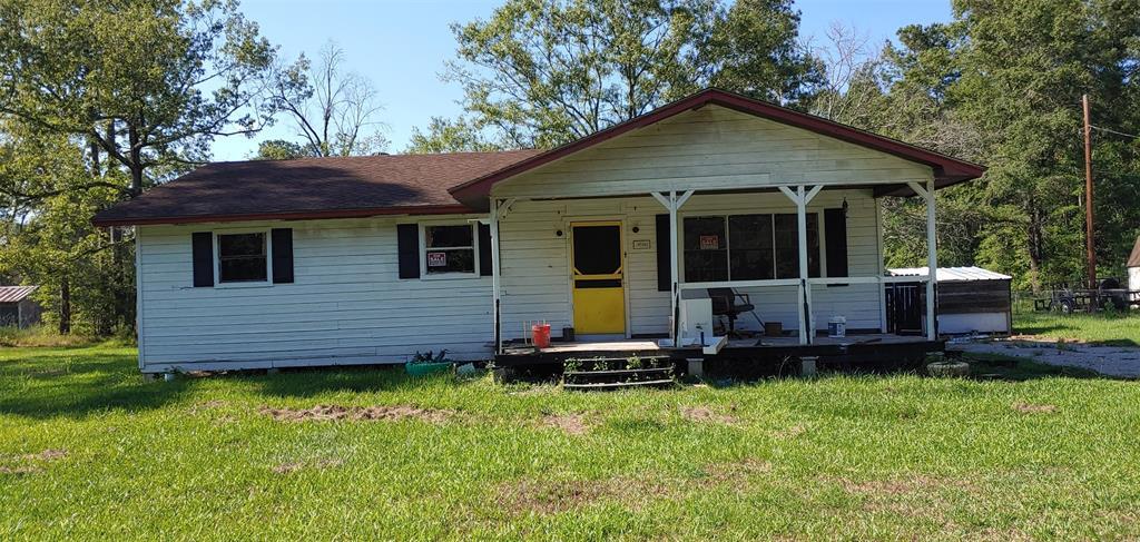 9743 Westbend Rd in Orange, TX - Building Photo