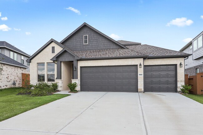 2423 Seneca Lk Dr in Texas City, TX - Building Photo - Building Photo