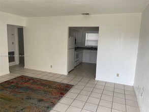 5803 Garfield St in Hollywood, FL - Building Photo - Building Photo