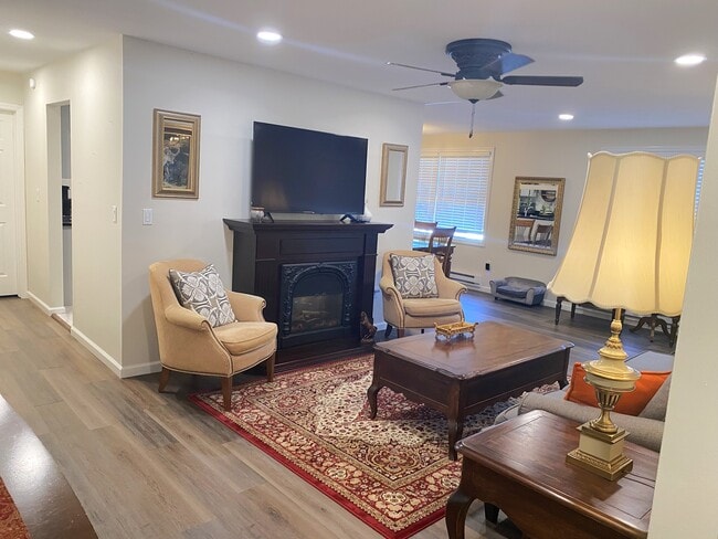 property at 328 Sierra Vista Ln