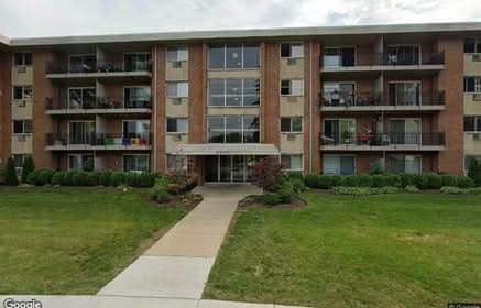 2210 S Goebbert Rd, Unit 431