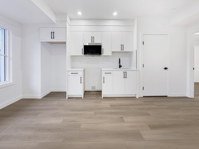 4805-4881 81 St NW in Calgary, AB - Building Photo - Building Photo