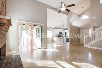 373 River Chase Dr in Orlando, FL - Building Photo - Building Photo