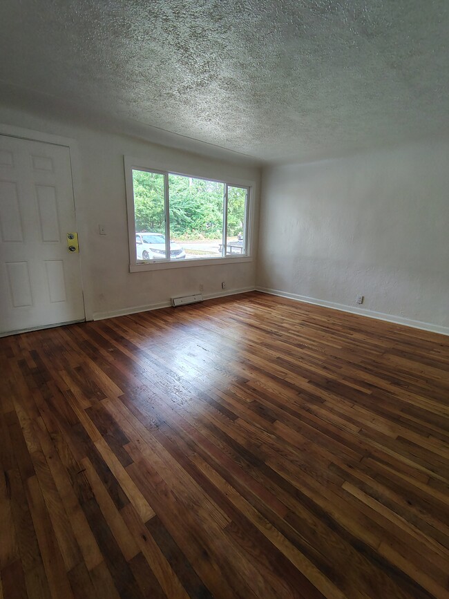 708 Concord Ave in Rockford, IL - Building Photo - Building Photo