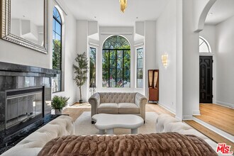 4475 Stern Ave in Los Angeles, CA - Building Photo - Building Photo